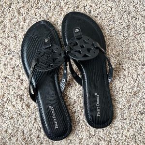 Tory Burch (dupes) black sandals